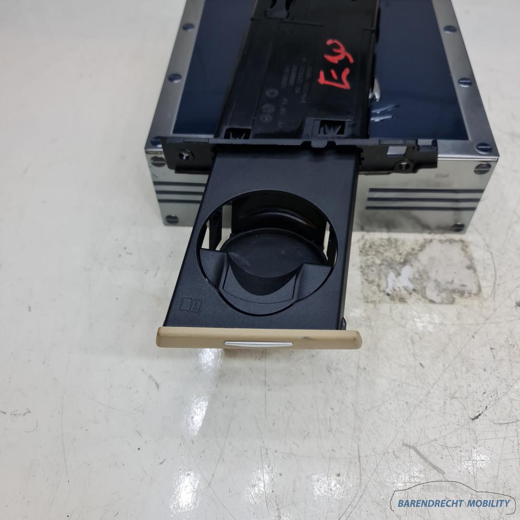 Bekerhouder BMW E90 E91 E92 E93 E9x 3 serie rechts bestuurde, Auto-onderdelen, Interieur en Bekleding, Petuelring 130
80788  Munich, DE