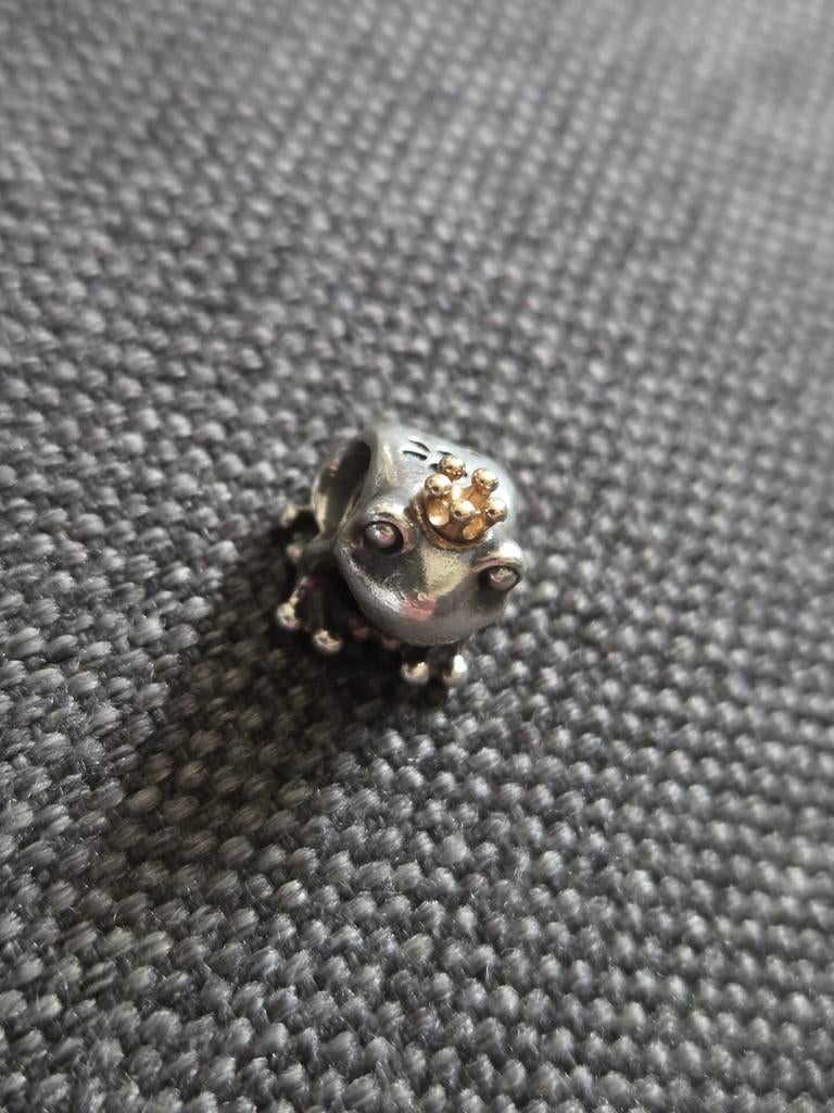 Pandora Kikker Prince twotone, Ophalen of Verzenden, Zo goed als nieuw, Goud, Pandora