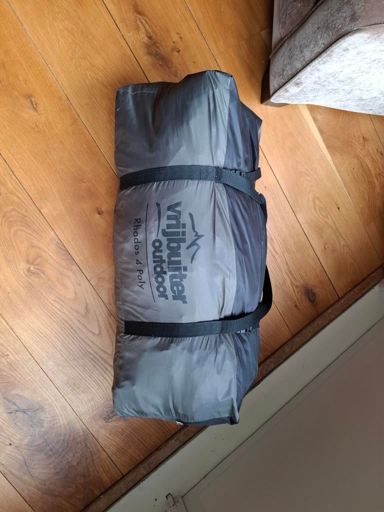 Donkergroene 4 persoons tunneltent Vrijbuiter Outdoor, Ophalen of Verzenden, Zo goed als nieuw