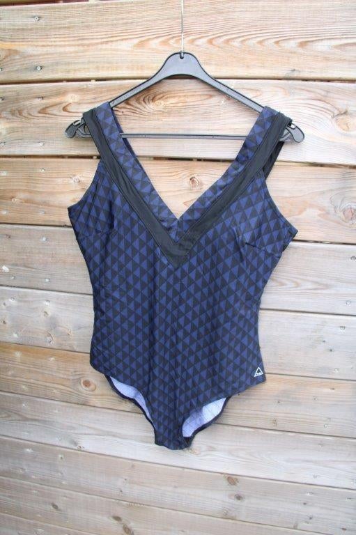 Badpak zwart/ donkerblauw Tweka mt 44 C Vaste prijs, Verzenden, Zwart, Badpak, Zo goed als nieuw