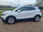 Unieke Kans: Witte Opel Mokka 1.4 Turbo Cosmo, Auto's, Opel, Voorwielaandrijving, Euro 6, 4 cilinders, Leder en Stof