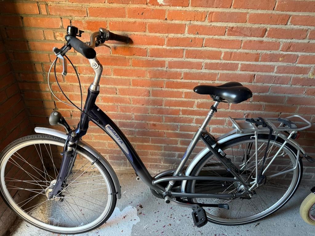Sparta dames fiets, Ophalen, Zo goed als nieuw, Sparta
