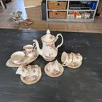 Porseleinen Engels theeservies met roosjes, Antiek en Kunst, Antiek | Porselein, Ophalen of Verzenden