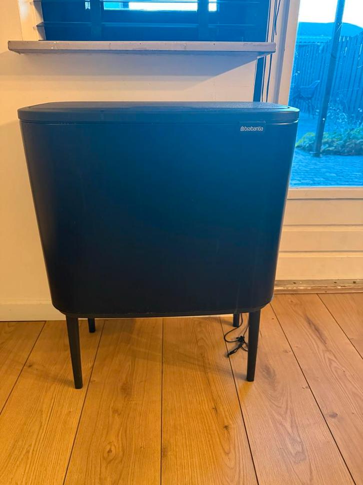 Brabantia Bo Touch Bin afvalemmer - 3x11 liter - Zwart, Huis en Inrichting, Woonaccessoires | Prullenbakken, Zo goed als nieuw