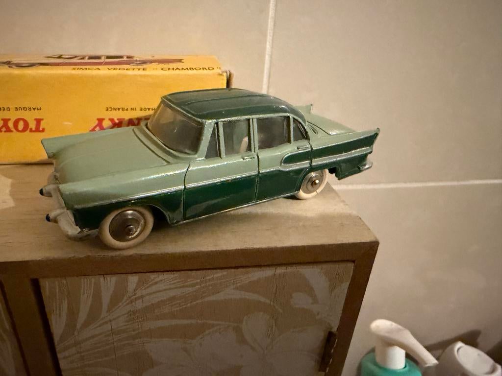 Dinky Toys France Simca Chambord - Nieuwstaat met doos, Auto, Dinky Toys, Ophalen of Verzenden, Zo goed als nieuw