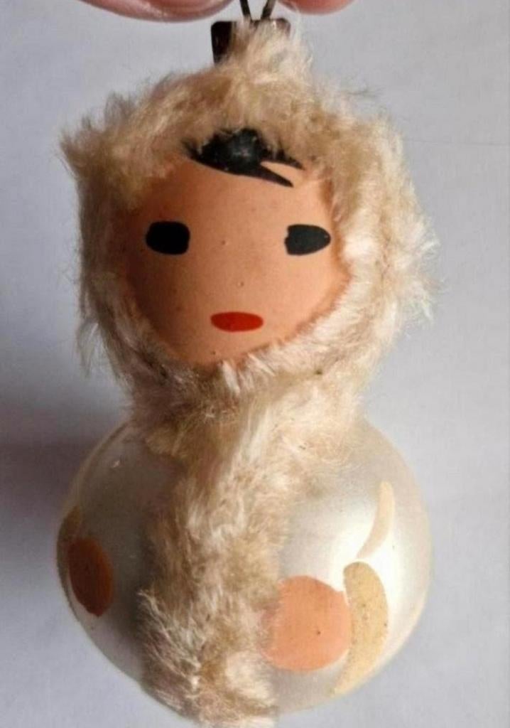 Oude Kerstbal Eskimo meisje, Ophalen of Verzenden