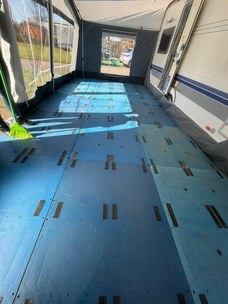caravan vlonder tegels voortent kunstof plastic pallets, Ophalen of Verzenden, Zo goed als nieuw