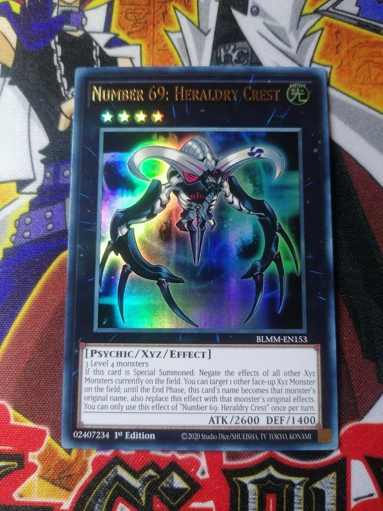 Number 69 Heraldry Crest - Ultra Rare BLMM - Yu-Gi-Oh, Ophalen of Verzenden, Zo goed als nieuw, Foil