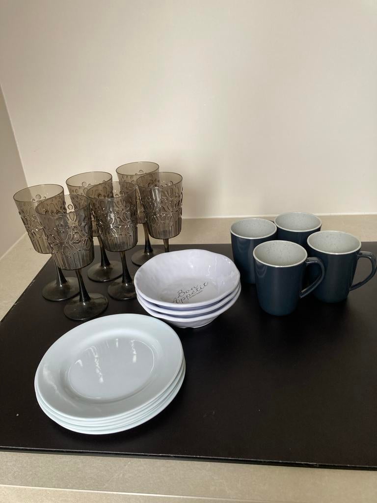 Trendy campingservies Kampa & Rivièra Maison - 22-delig, Overige materialen, Gebruikt, Ophalen of Verzenden, Overige stijlen