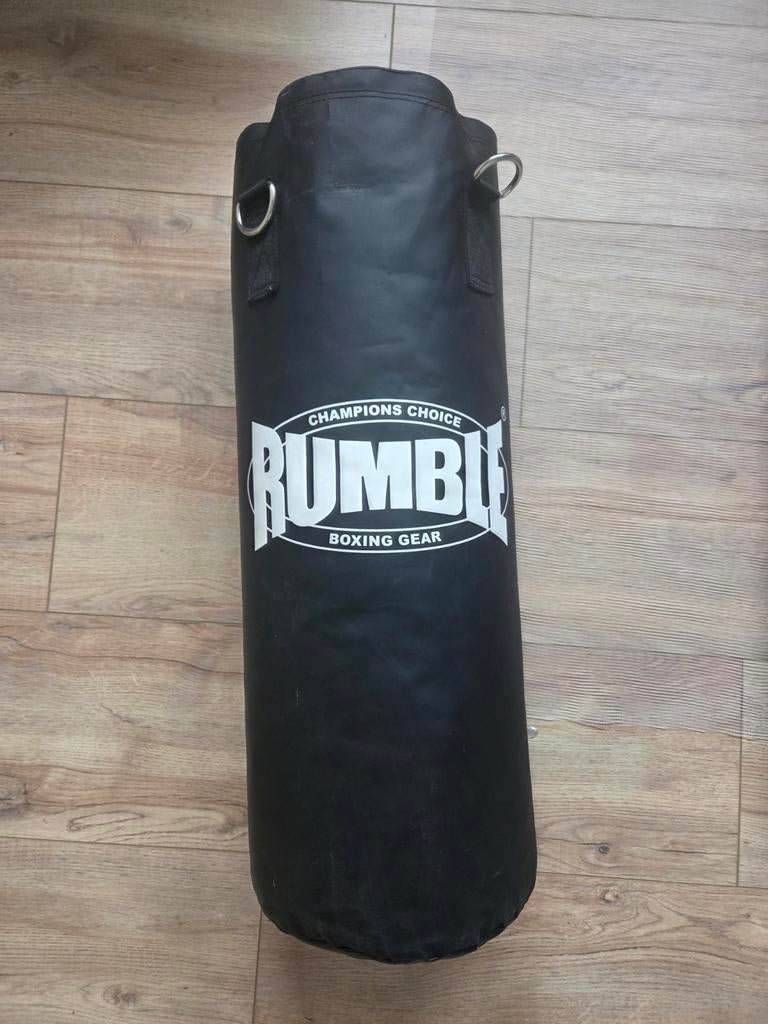 Bokszak en bokshandschoenen van Rumble, Ophalen, Zo goed als nieuw, Bokszak