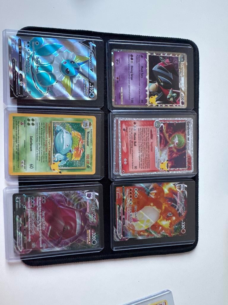 Verschillende Pokémon kaarten, Hobby en Vrije tijd, Verzamelkaartspellen | Pokémon, Ophalen, Zo goed als nieuw, Meerdere kaarten