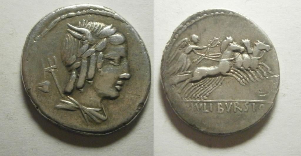 Romeinse Republiek - 85 BC - L. Julius Bursio  Denarius, Ophalen of Verzenden, Italië, Losse munt