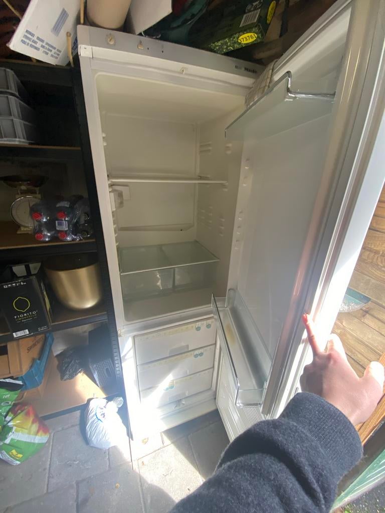 Miele koel/vrieskast met 3 lades, Gebruikt, Minder dan 60 cm, 160 cm of meer, Vrijstaand