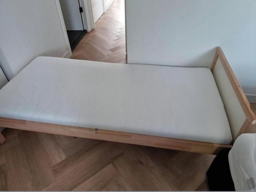 Junior bed met matras, Gebruikt, 70 tot 85 cm, 140 tot 160 cm, Ophalen