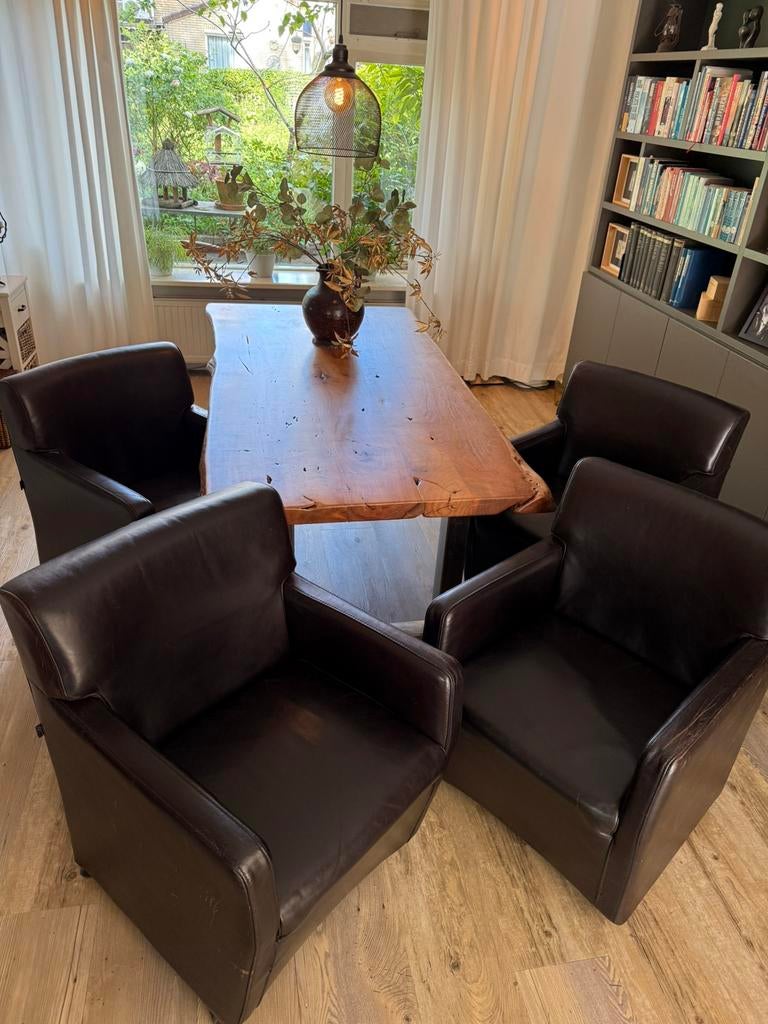 GRATIS 4 verrijdbare lederen eetkamerstoelen, Ophalen, Gebruikt, Bruin, Leer