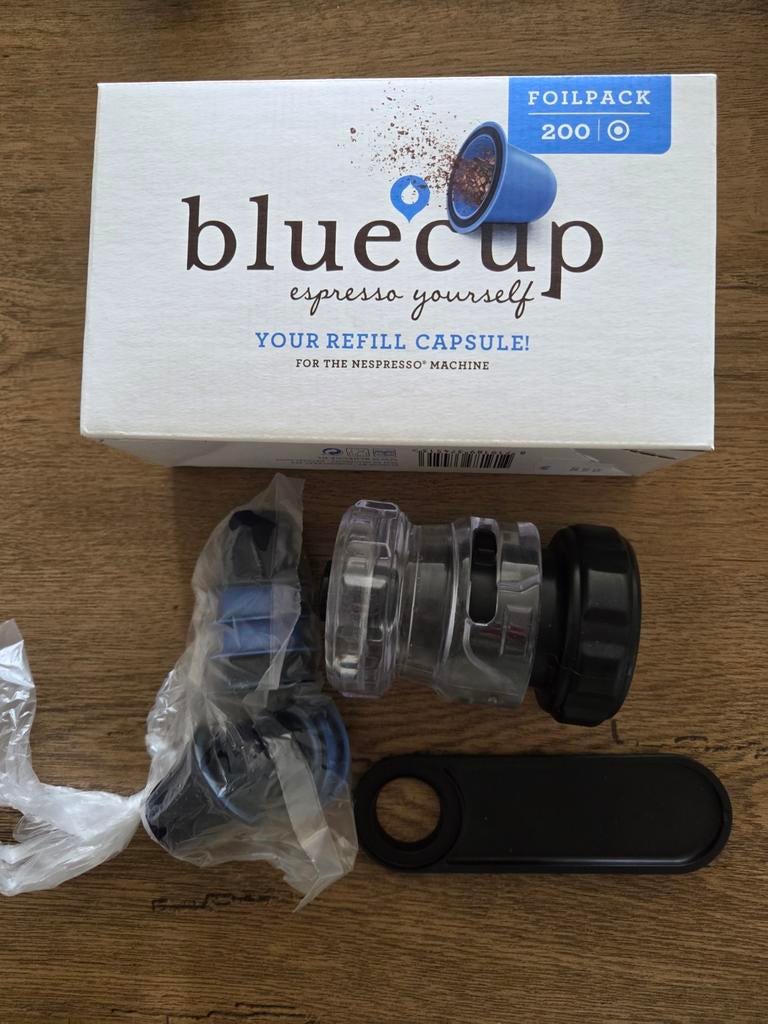 Bluecup navulbare Nespresso capsules met vulhulp, Ophalen