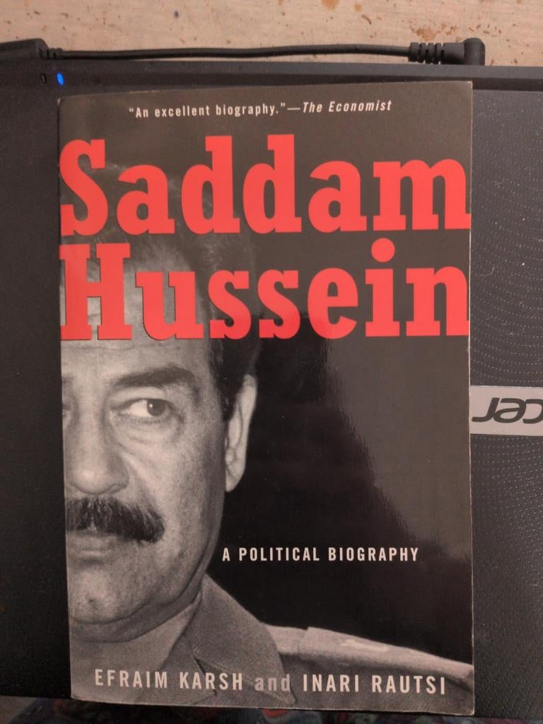 Saddam Hussein: Een Politieke Biografie, Ophalen of Verzenden, Gelezen, Efraim Karsh en Inari Rautsi, Politiek