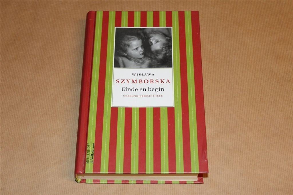Einde en Begin — Szymborska — Gedichten Nobelprijswinnaar, Boeken, Ophalen of Verzenden, Gelezen
