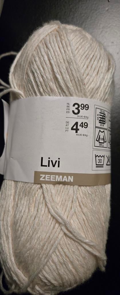 GEZOCHT Livi breigaren wit/off white van Zeeman, Ophalen of Verzenden, Breien of Haken, Wol of Garen