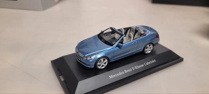 Schuco Mercedes E_klasse cabrio, Hobby en Vrije tijd, Modelauto's | 1:43, Zo goed als nieuw, Auto, Schuco, Ophalen of Verzenden