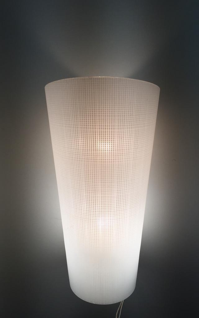 Large Doria glass wall lamp 60s silence of the lamps, Huis en Inrichting, Ophalen of Verzenden, Gebruikt, Glas, Mid century modern vintage design