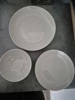 6-delige serviesset: borden, ontbijtbord en schaaltjes, Ophalen, Keramiek, Zo goed als nieuw, Effen