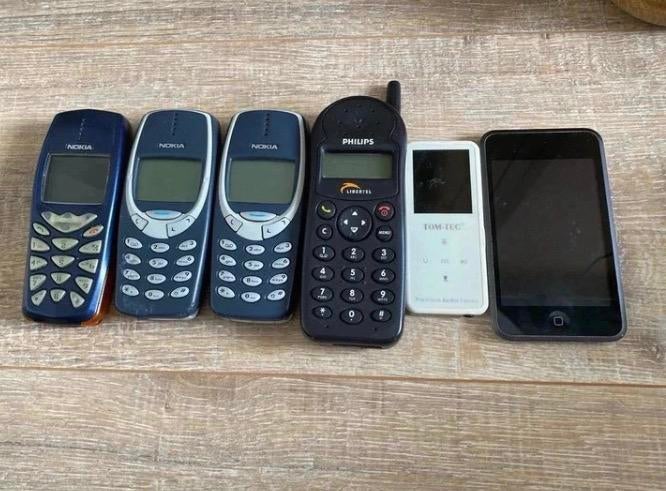 Partij kapote telefoons en ipods, Telecommunicatie, Mobiele telefoons | Nokia, Ophalen of Verzenden, Zo goed als nieuw, Zwart
