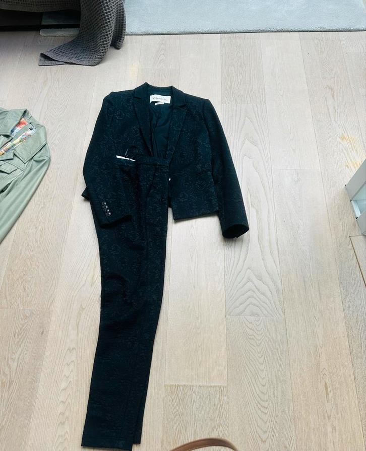 Mooi zwart broekpak maat 38 Vanille, Kleding | Dames, Jasjes, Kostuums en Pakken, Gedragen, Kostuum of Pak, Maat 38/40 (M), Zwart
