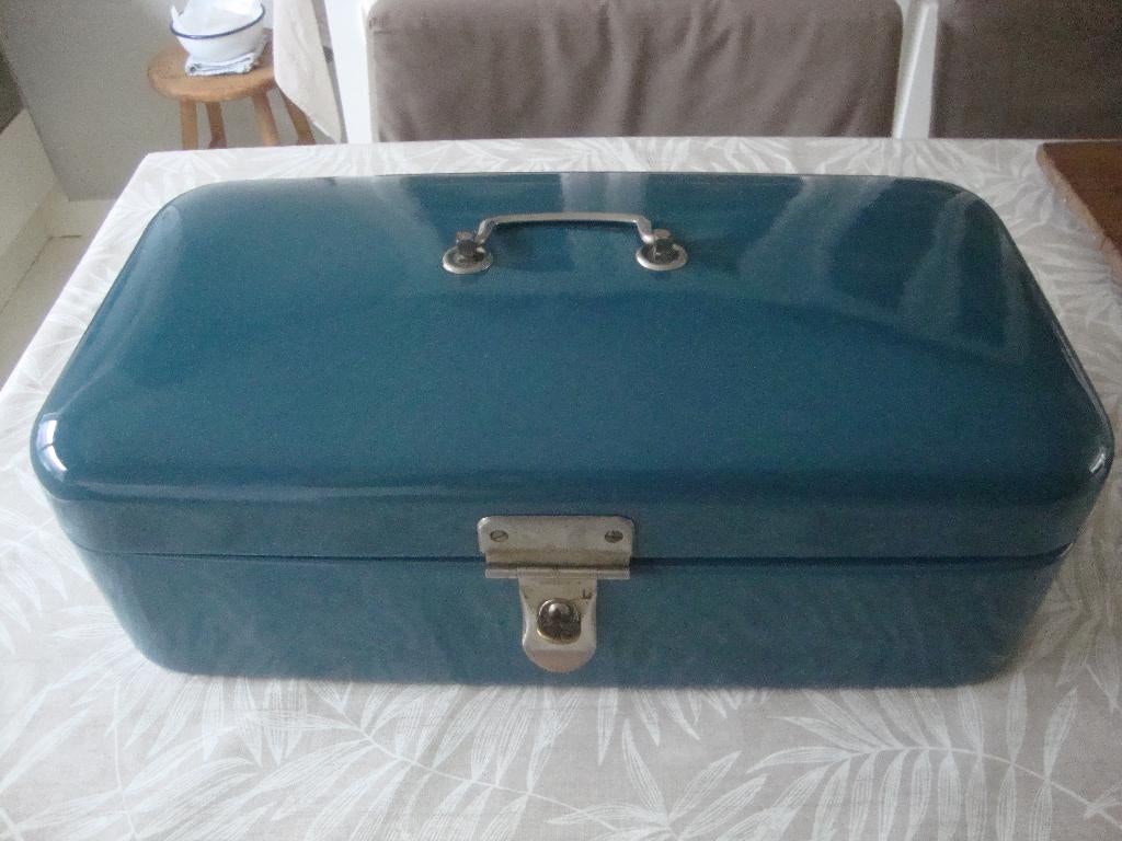 Emaille broodtrommel, Verzenden