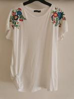 Bershka T-shirt met borduursel mt. M, Maat 38/40 (M), Verzenden, Wit, Bershka