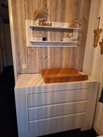Hoogglans witte babykamer: commode, kast en ledikant, Ophalen, Gebruikt, 50 tot 70 cm, 100 cm of meer