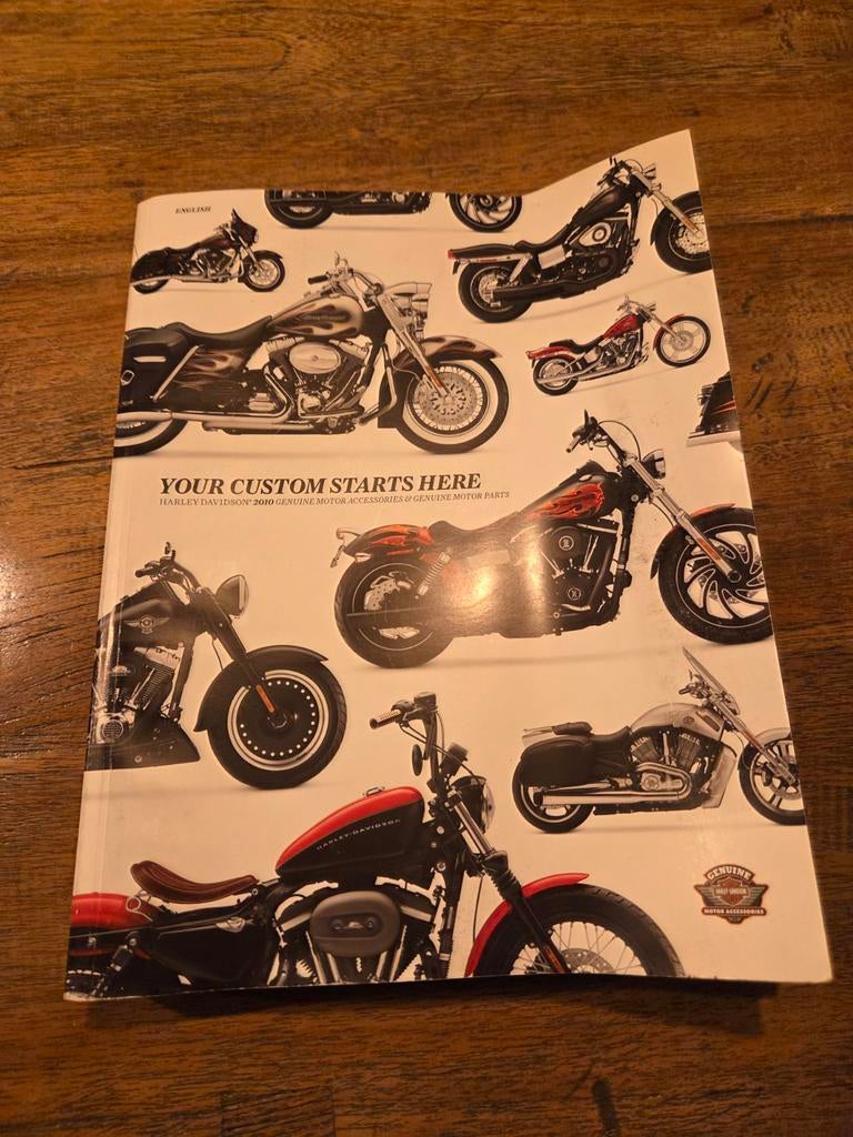 Originele Harley-Davidson 2010 Genuine Motor Accessories Cat, Motoren, Handleidingen en Instructieboekjes, Ophalen of Verzenden
