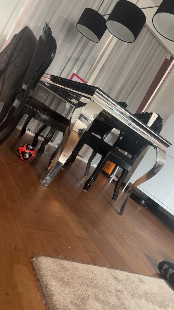 Eettafel hoogglans erik kuster, Huis en Inrichting, Ophalen, Zo goed als nieuw