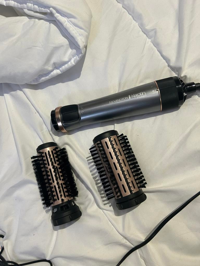 Remington zelf draaiende haarborstel, Sieraden, Tassen en Uiterlijk, Uiterlijk | Haarverzorging, Ophalen of Verzenden, Zo goed als nieuw