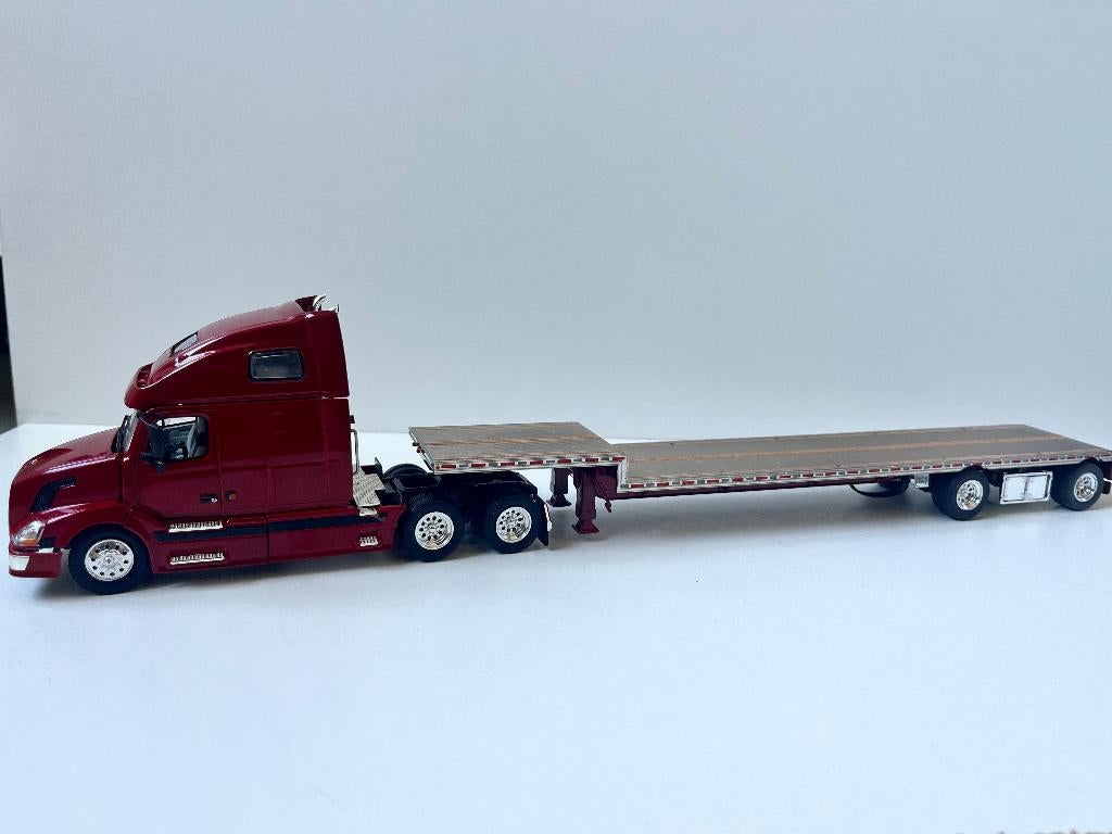 Rode Amerikaanse Volvo met platte trailer van Tonkin, Ophalen of Verzenden, Nieuw, Bus of Vrachtwagen, Overige merken