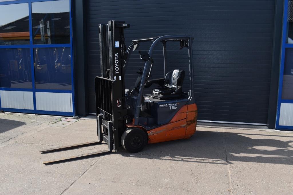 Toyota 1500KG elektrische Triple sideshift heftruck, Svarvargatan 8
SE-595 81  Mjölby, SE, Heftruck, Toyota, Toyota Mat