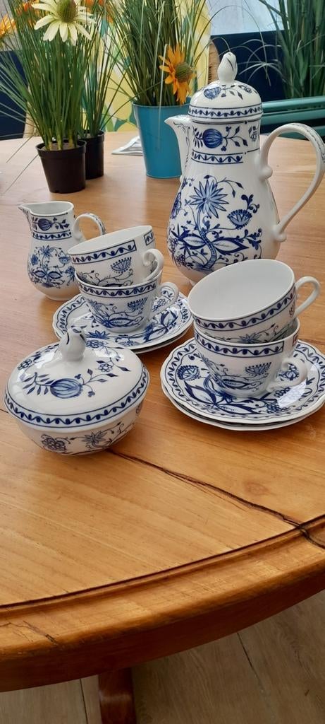 Koffie/ theeservies kahla Zwiebelmuster blauw/ wit, Ophalen of Verzenden, Zo goed als nieuw, Porselein, Overige stijlen