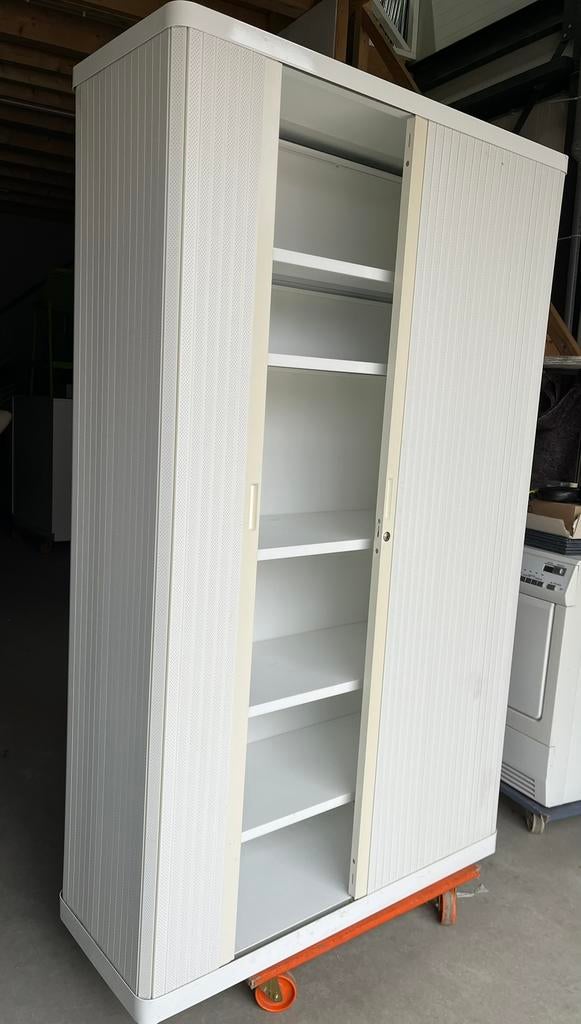 Gispen witte roldeurkast, Ophalen, 100 tot 150 cm, Zo goed als nieuw, Metaal