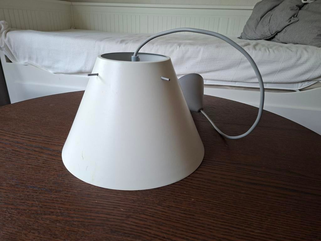 Witte hanglamp, Ophalen