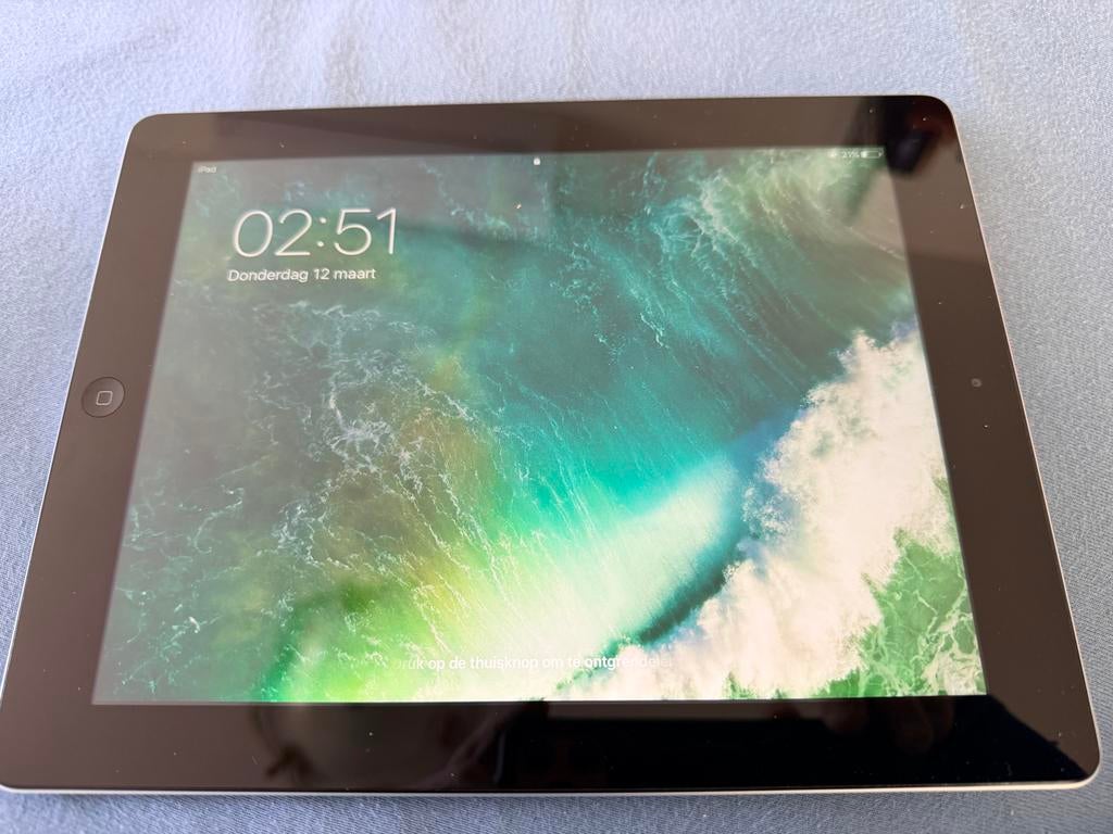 Apple iPad (4e generatie) A1458 - Wi-Fi - Zilver/Zwart, Computers en Software, Apple iPads, 9 inch, Gebruikt, Apple iPad, Zwart