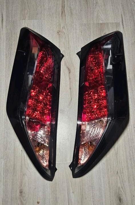 Toyota Aygo 2014- Achterlichten links rechts set - origineel, Auto-onderdelen, Verlichting, Toyota, Ophalen of Verzenden