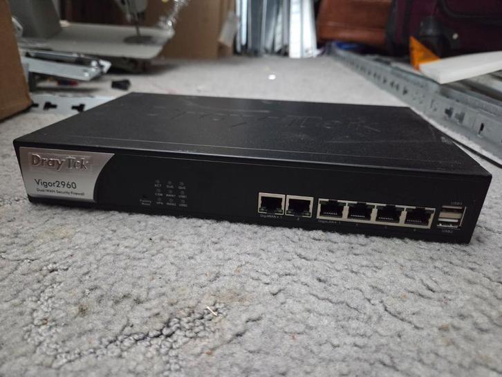 DrayTek Vigor 2960 Dual-WAN Security Firewall, Computers en Software, Routers en Modems, Ophalen of Verzenden