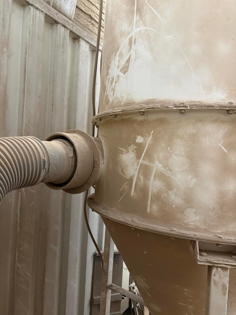 Grote stofafzuiger met geluiddemper, 380V, Ophalen