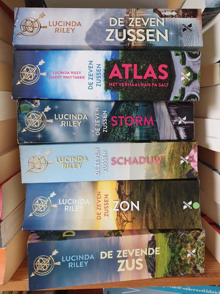 xxx  340 /   boeken van  LUCINDA  RILEY, Ophalen of Verzenden, Gelezen