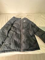 Nike Puffer Jas Zwart - Maat XL kids, Ophalen of Verzenden, Zo goed als nieuw, Maat 46/48 (XL) of groter, Zwart