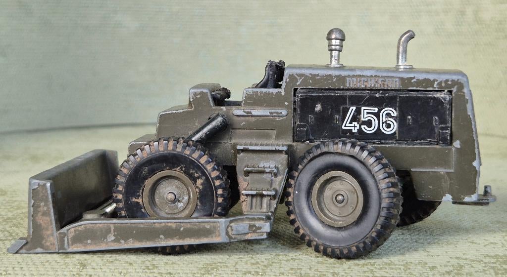 A33-25-5 Siku V326 Michigan planiertraktor (bulldozer), Ophalen of Verzenden