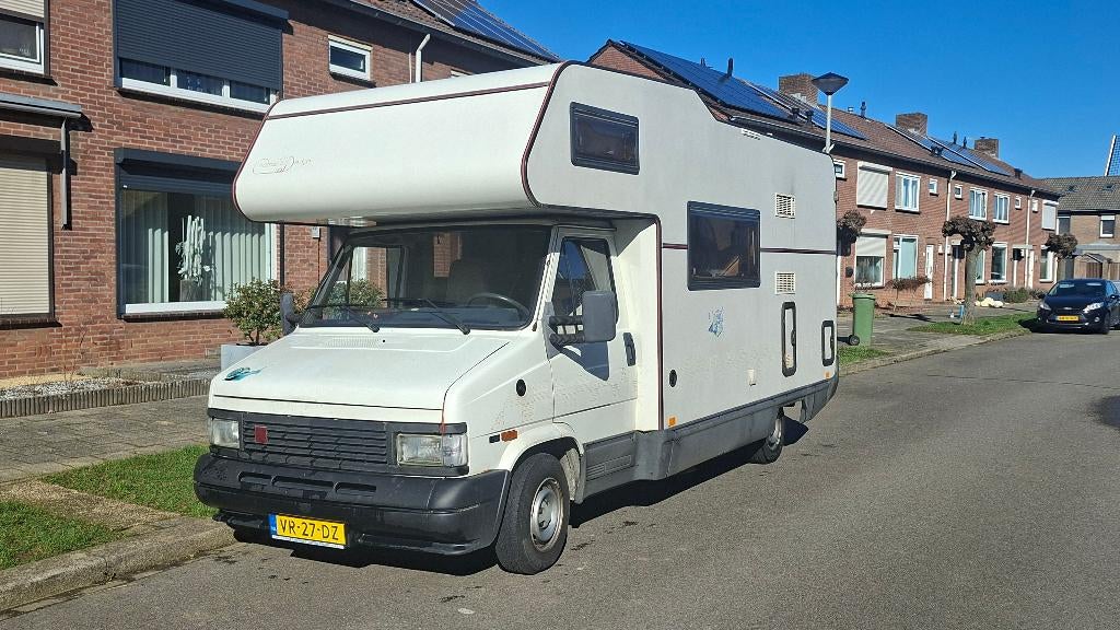 Caravans And Camping Chamail