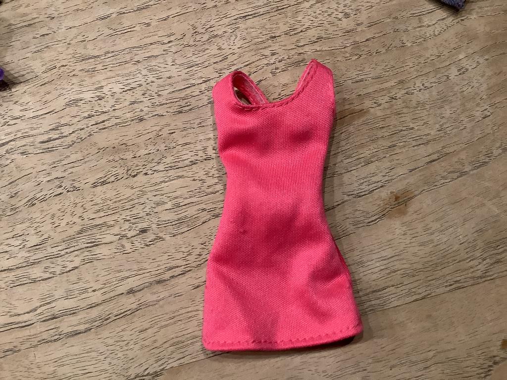 Barbie jurkje, Ophalen of Verzenden, Gebruikt, Kleertjes