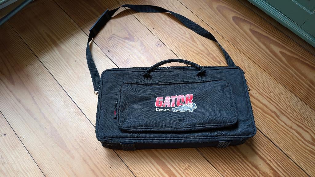Gator Softcase (pedalcase), Ophalen, Gebruikt, Keyboard of Synthesizer