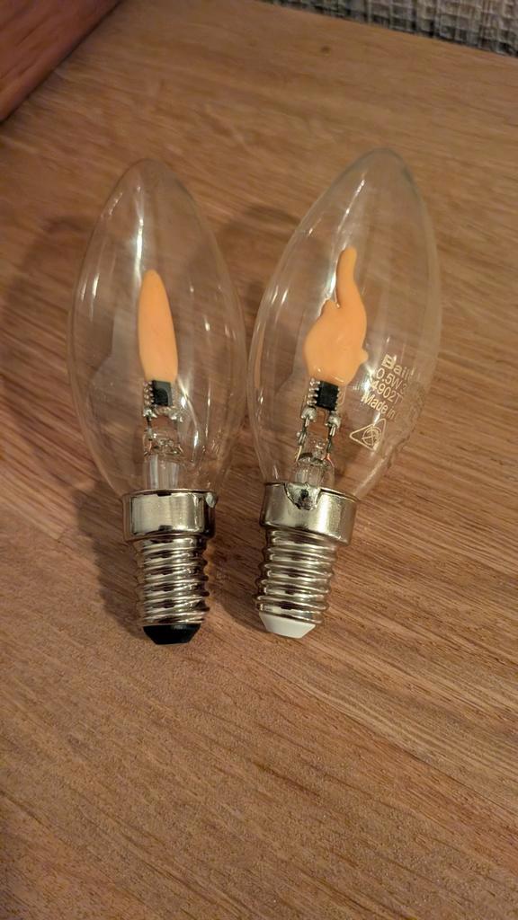 E14 LED Lamp met Vlam Effect - Sfeervolle Verlichting, Huis en Inrichting, Lampen | Losse lampen, Nieuw, Led-lamp, Minder dan 30 watt